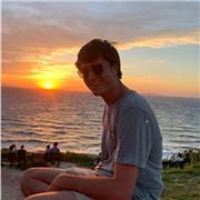 Graduado en biología, que puedo impartir clases de biología, matemáticas y química a un precio asequible